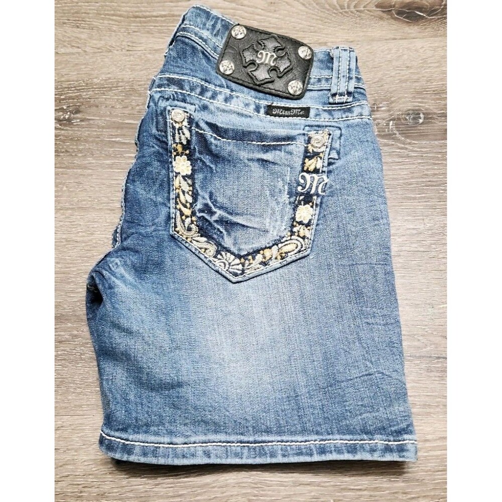 MISS ME Women's Jean Signature Shorts Size 27